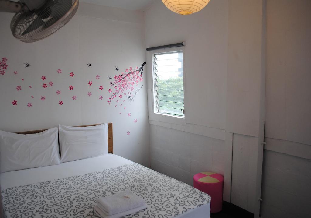 Pink Guest House Bangkok Extérieur photo