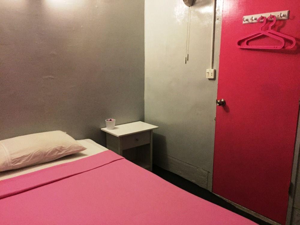 Pink Guest House Bangkok Extérieur photo